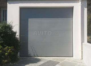 أبواب مرآب مقطعية