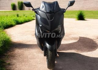 ياماها تي ماكس 560