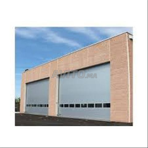 باب كراج مقطعي صناعي