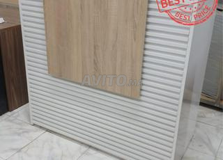 منضدة استقبال بجودة جيدة