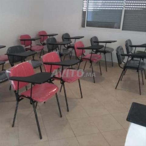 كرسي ISO مع لوح كتابة