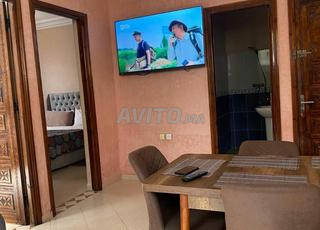 شقة نظيفة ومجهزة بشكل جيد