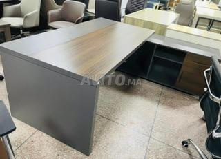 مكتب شبه معدني \ طاولة اجتماعات \ خزانة ملابس