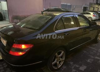 مرسيدس بنز الفئة سي ديزل أوتوماتيكية 2007