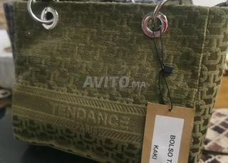 حقيبة عصرية