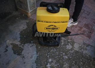 بخاخ كهربائي ظهري بيرثود