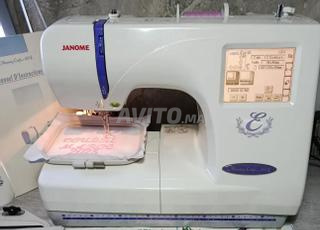 ماكينة تطريز Janome Craft 300e