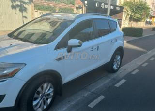 Ford Kuga ديزل أوتوماتيكي 2011 في أكادير