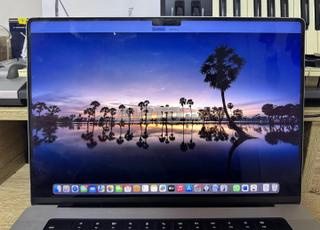 ماك بوك برو M1 برو 1TB