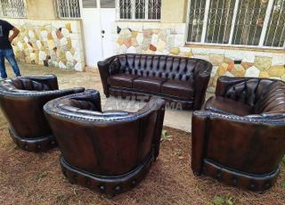 Salon genuine Chesterfield