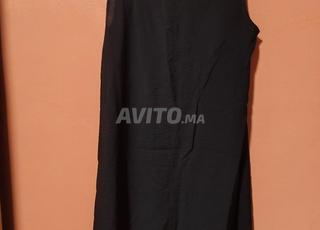 فستان أسود أنيق