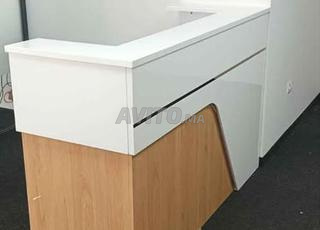 Mobilier de bureau/comptoir ^promo^