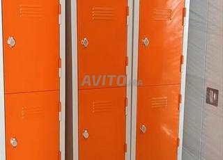 Armoire bureau haute gris anthracite rideaux clair