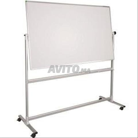 لوحة قاعة المحكمة/كرسي/مكتب