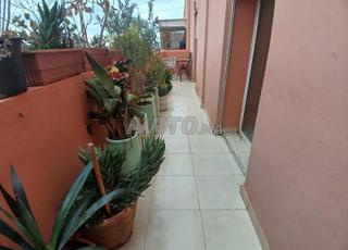 Appartement vide 4 chambres avec terrasse