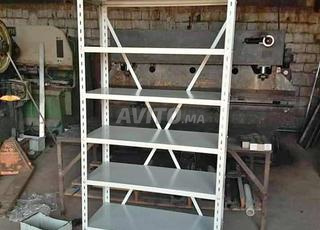 أرفف معدنية / خزانة قوية / غرفة تغيير الملابس / سرير