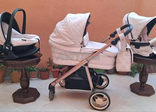 عربة أطفال مع ملحقات