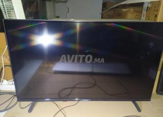 تلفاز SKYWORTH بحجم 32 بوصة