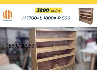 Présentoir en bois MN