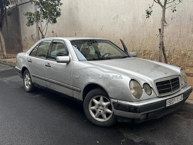 Mercedes-Benz  Diesel Manuelle 1998 à Rabat
