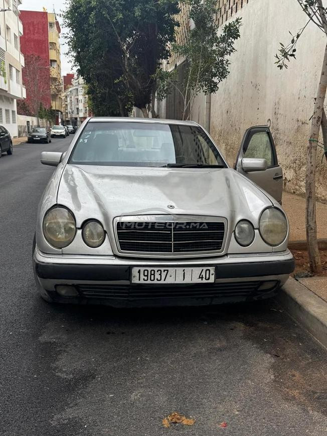 Mercedes-Benz  Diesel Manuelle 1998 à Rabat