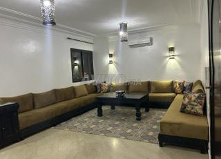 استوديو نظيف للإيجار