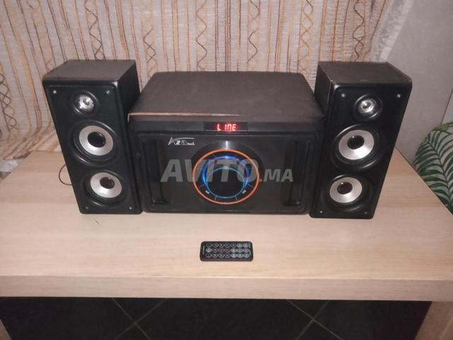 سلسلة بلوتوث 2.1 مع صندوق و جهاز تحكم عن بعد