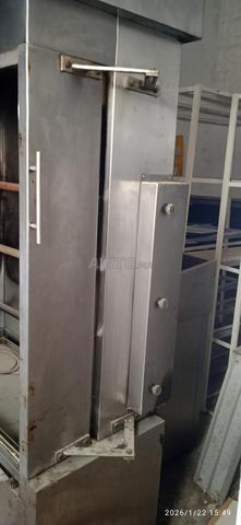 شواية من الفولاذ المقاوم للصدأ بـ 5 أسياخ تعمل بالغاز