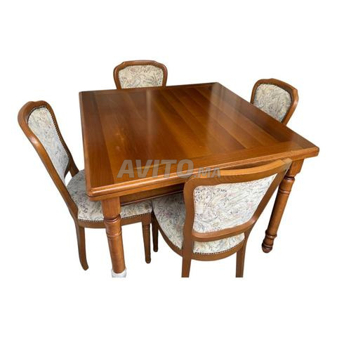 غرفة طعام أنيقة وخالدة