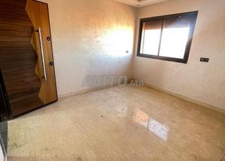 شقة للبيع تتكون من 3 غرف