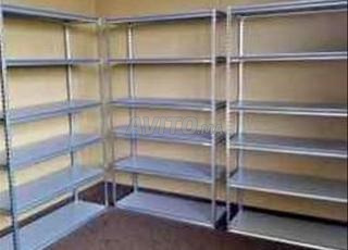 رفوف معدنية بالجملة