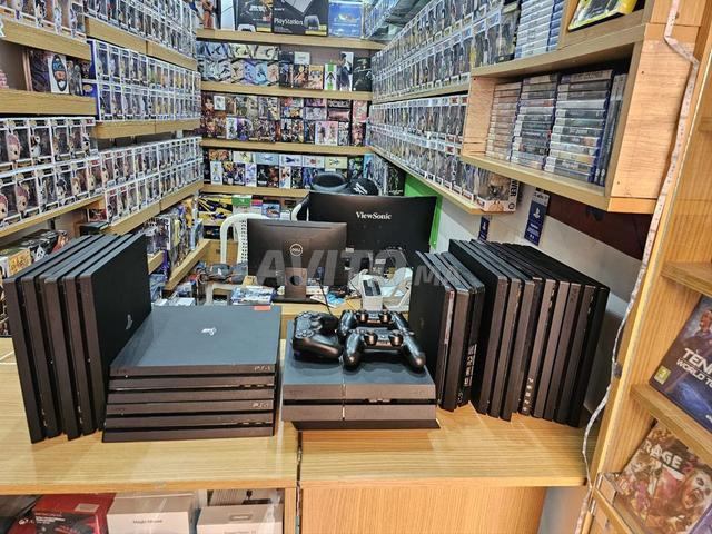 بلاي ستيشن 4 مفلشة مع ألعاب - FAT / SLIM / PRO