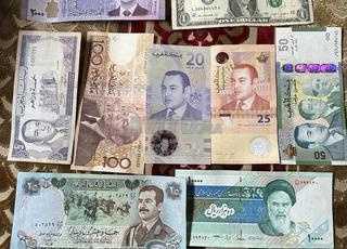 أوراق نقدية