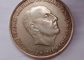 100 بيزيتا فرانكو