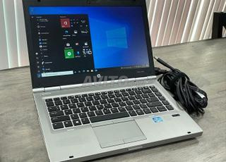 hp i7 EliteBook Ram 8 Disc SSD