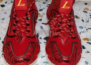 حذاء إسبادريل خفيف للغاية، للرجال والنساء.