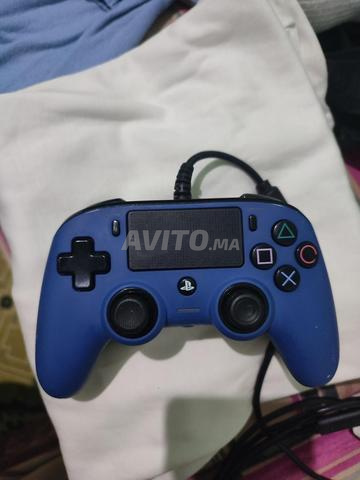 وحدة تحكم بلاي 4
