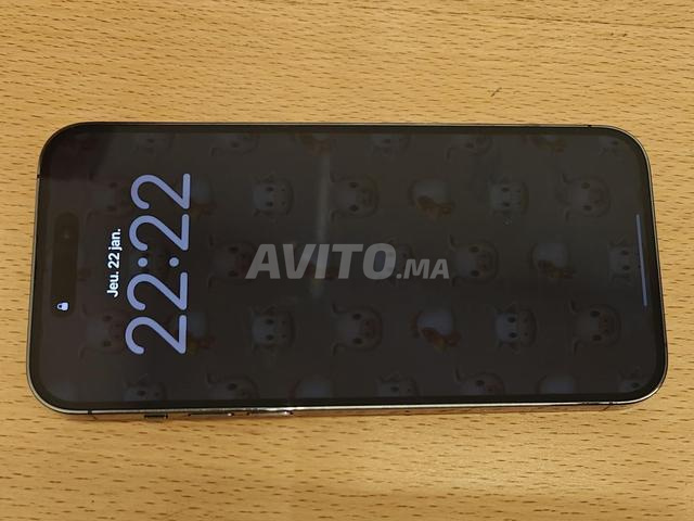 iPhone 14 pro max comme neuf - 2