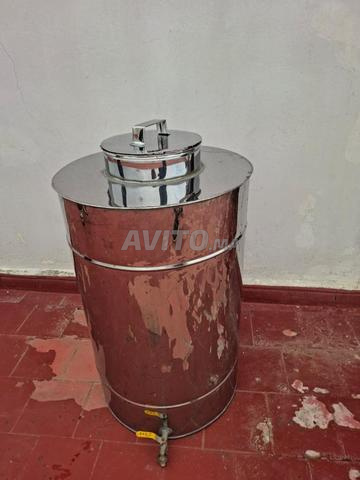 برميل من الفولاذ المقاوم للصدأ بسعة 100 لتر