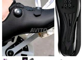 أحذية ركوب الدراجات الاحترافية السوداء