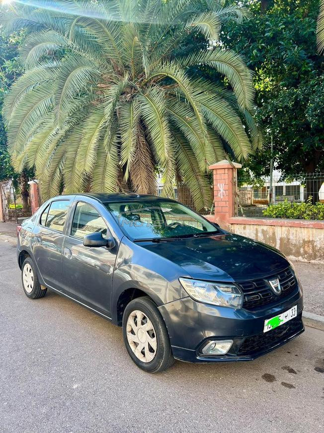 Dacia Logan Diesel Manuelle 2019 à Agadir