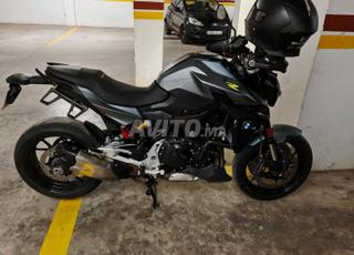 BMW F900R TRIPLE BLACK