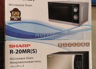 Micro-onde SHARP 20 litres neuf garantie