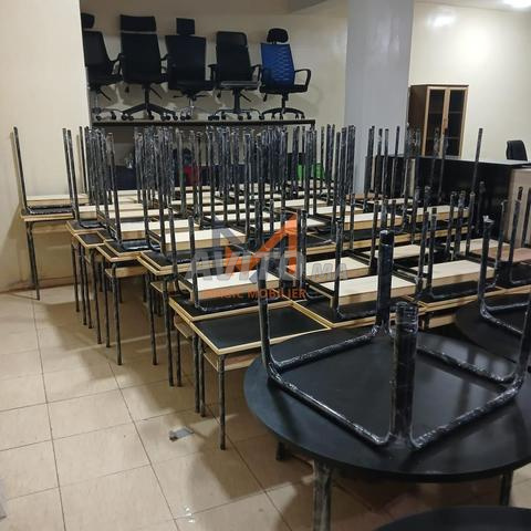 أثاث مدرسي حديث بسعر المصنع