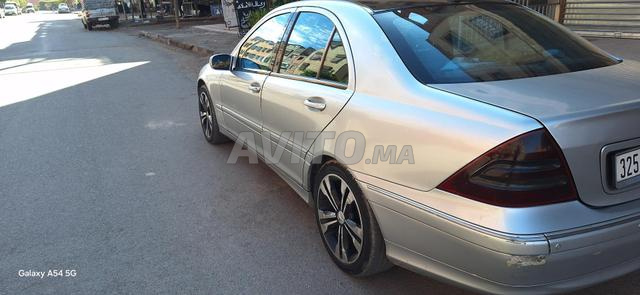 مرسيدس c220 w203 avondgard موديل 2001 dw 2005 - 2