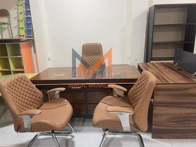 Mobilier pour espaces de travail