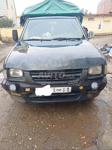 isuzi 2006 سيارة بيكوب في حالة جيدة