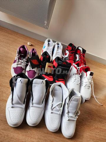 مجموعة أحذية جوردان الأصلية جديدة لم تستعمل قط