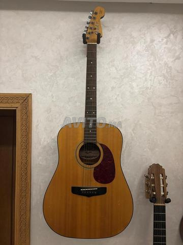 Guitare acoustique FENDER