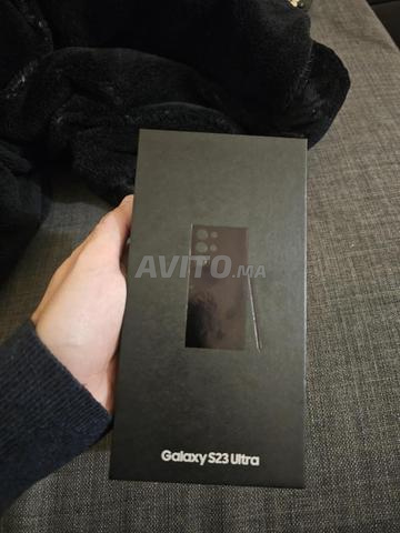 Samsung S23 Ultra (avec boite et cable original)